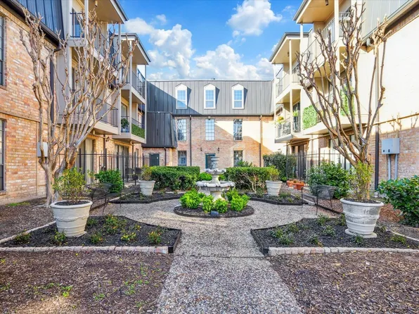 2425 Underwood St APT 242, Houston, TX 77030