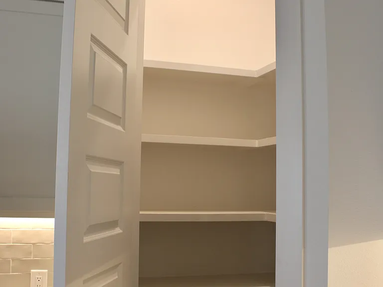 1810 Rich Smith Ln — Photo 10