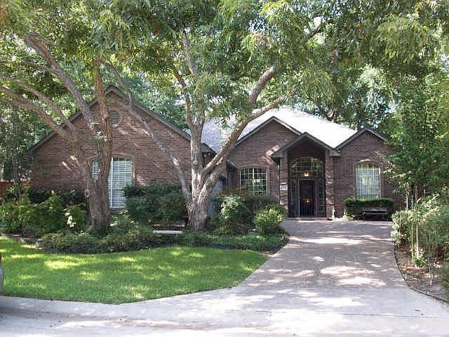 1st image of 2702 Woodstream Ln