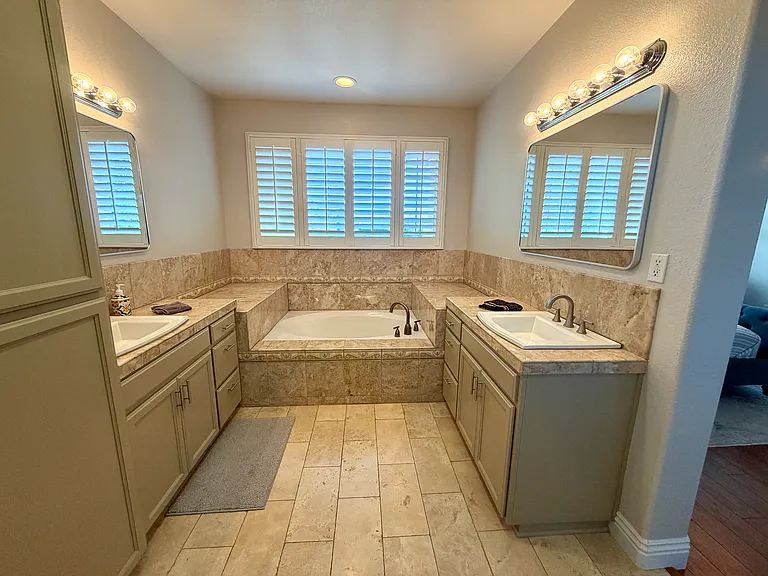 5205 Skyler Ct — Photo 50