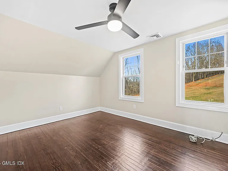 2 Sherman Ave #COTTAGE — Photo 15