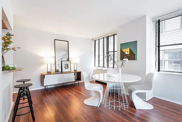 1st image of 301 E 45th St APT 8B