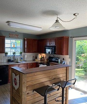 4th image of 1500 Andora Dr