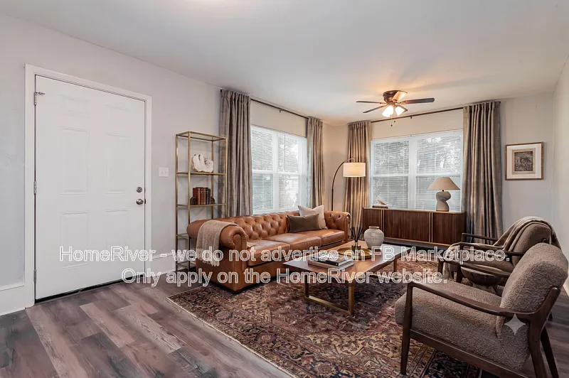 3 bed, 2.0 bath, 1407 sqft, $1,895 — Photo 2