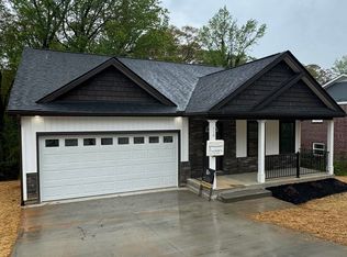 120 Theodosia Dr, Spartanburg, SC 29301