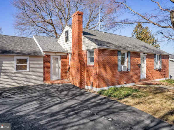 836 Taylor St, Kennett Square, PA 19348