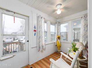 89 Washington Ave, Highlands, NJ 07732