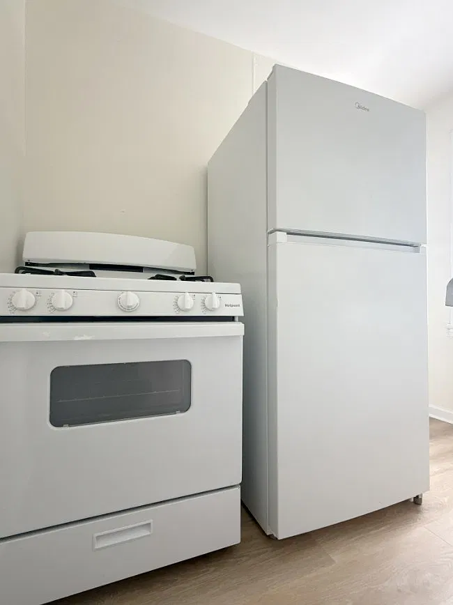 1510 SE Riverside Dr — Photo 3