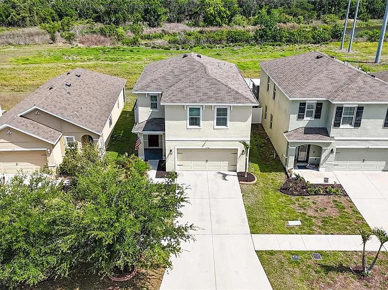 11176 Leland Groves Dr — Photo 59