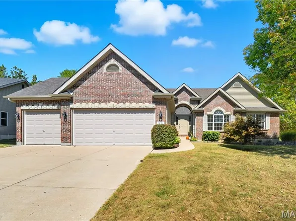 4201 Broken Rock Dr, Wentzville, MO 63385