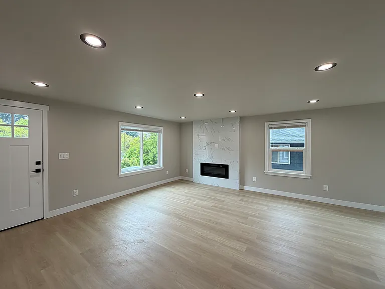 living room/entry