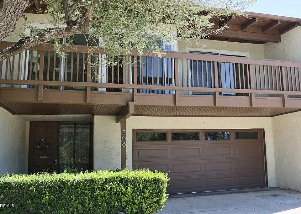 1st image of 766 Woodlawn Dr