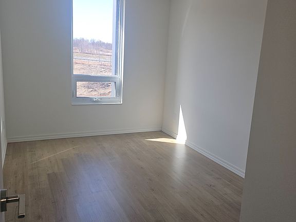 4th image of 191 Elmira Rd S #506C