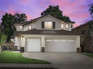 14669 Saddle Peak Dr, Fontana, CA 92336