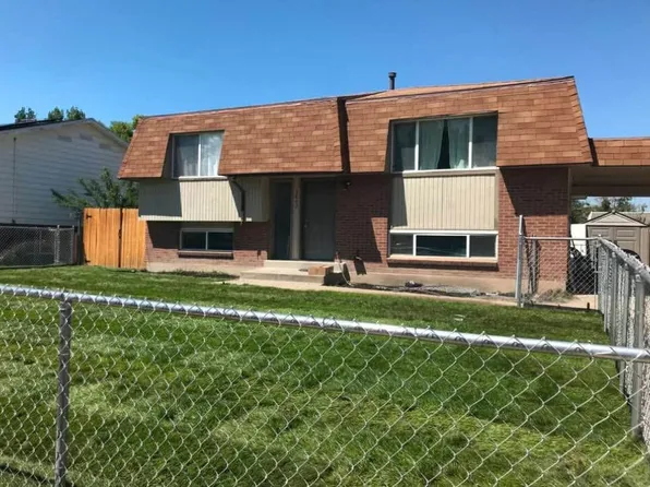 3842 W Carolina Dr, West Jordan, UT 84084