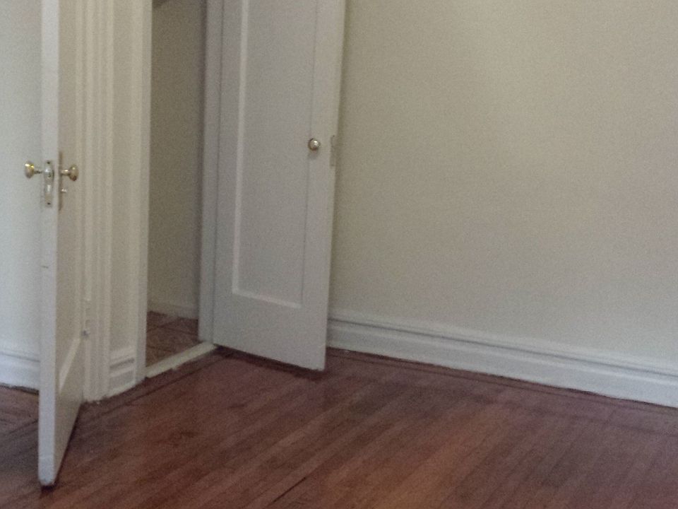 2nd image of 2102 Regent Pl APT 2A