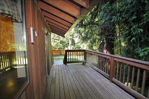 5th image of 3522 Quinault Ct NE