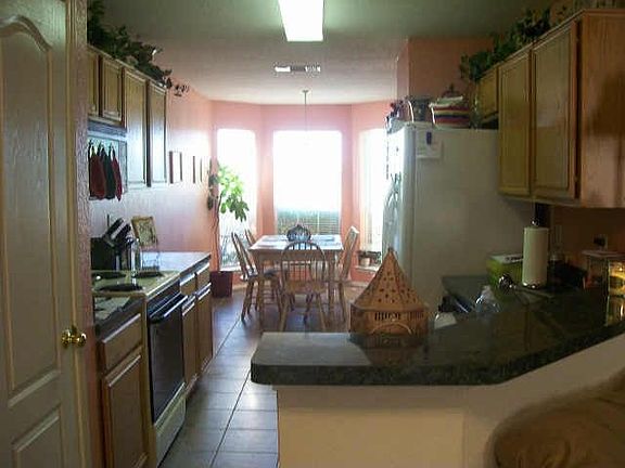 3rd image of 1200 Weaver St