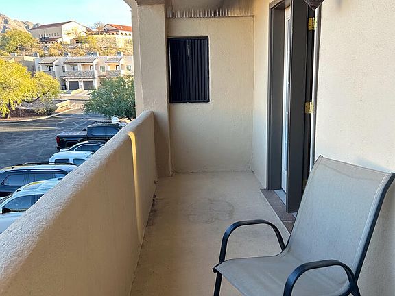 5th image of 6350 Escondido Dr APT D32
