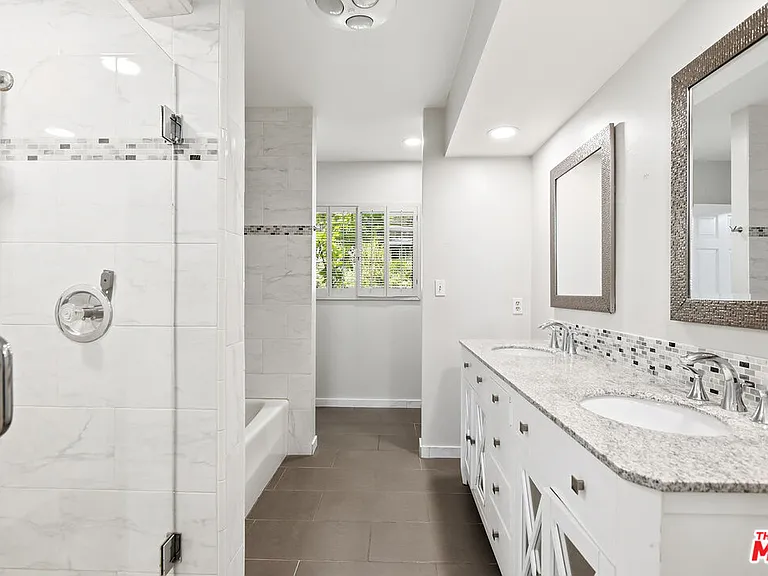 11410 Canton Dr — Photo 22