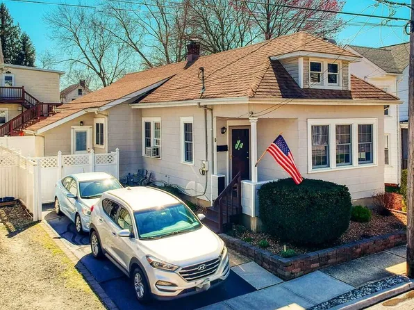 8 Warren Street, Keyport, NJ 07735