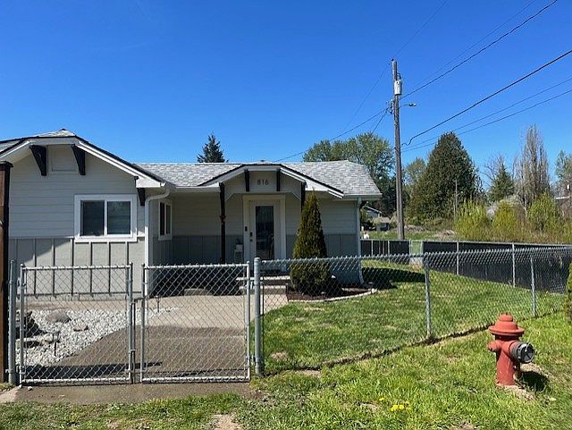 1st image of 816 88th St E