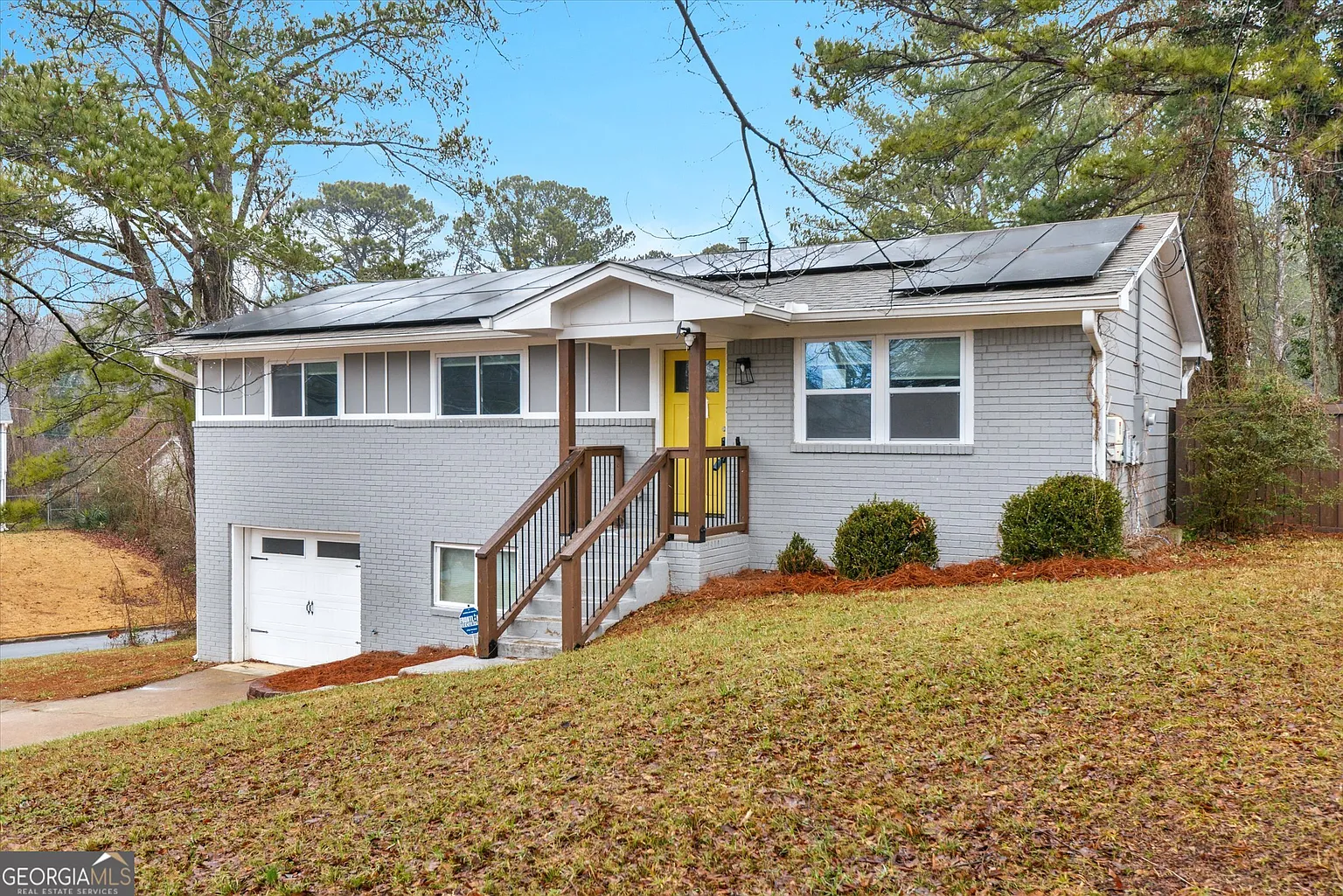 3859 N Camp Creek Pkwy SW photo 1