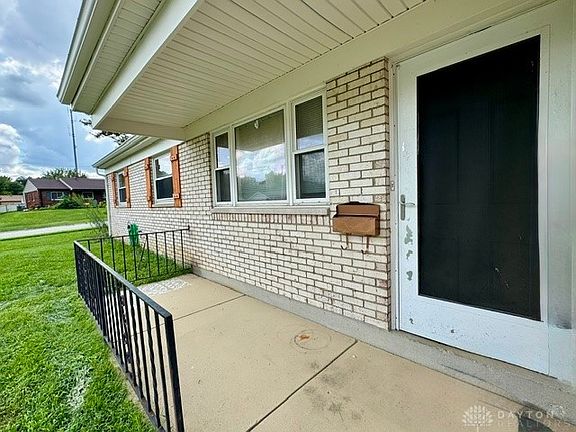 4th image of 7201 Carmelita Dr