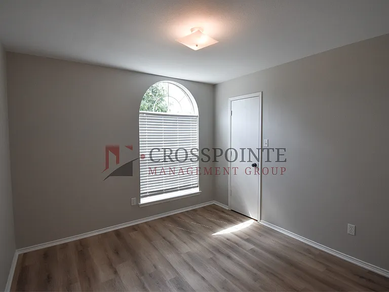 112 Ken Cir — Photo 13