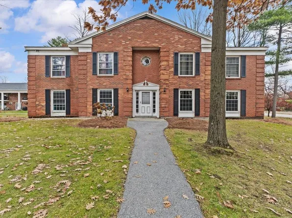 100 Kennedy Drive #29, South Burlington, VT 05403