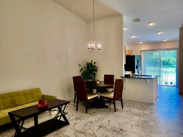 2 Sebastian Ct — Photo 3
