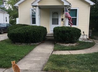 1035 Spruce St, Aurora, IL 60506