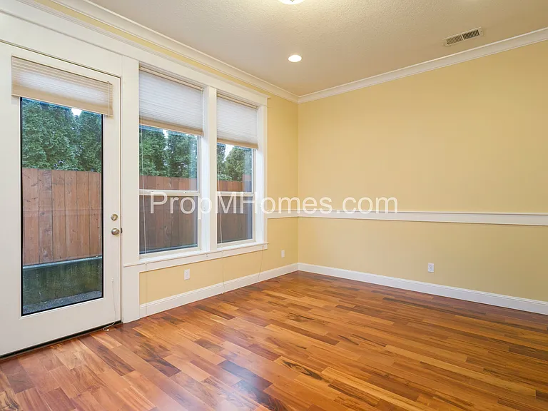 5121 N Williams Ave — Photo 22