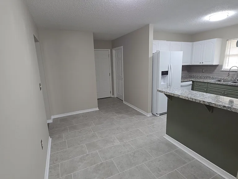 643 Alysheba Dr — Photo 19
