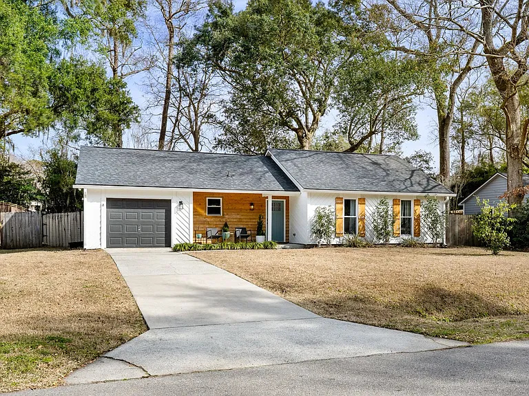 14 Hillcreek Blvd — Photo 8