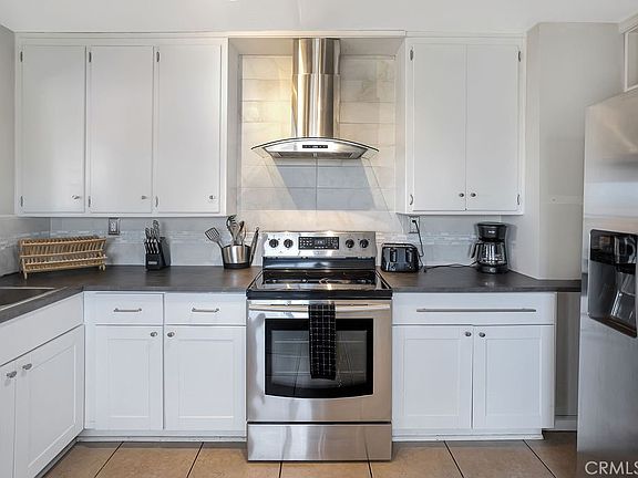 5th image of 61537 Valley View Dr