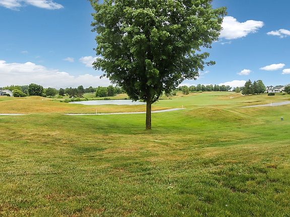 3rd image of 6214 Singletree Ln