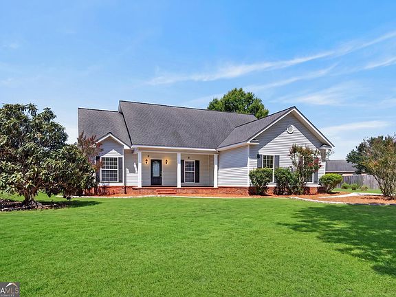 5th image of 1704 Ashby Ln