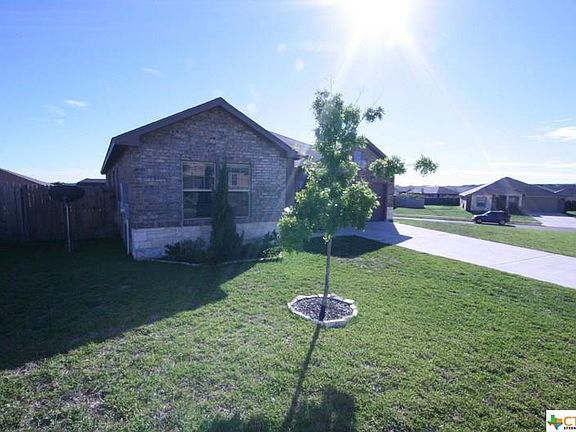 3rd image of 2810 Camp Cooper Dr