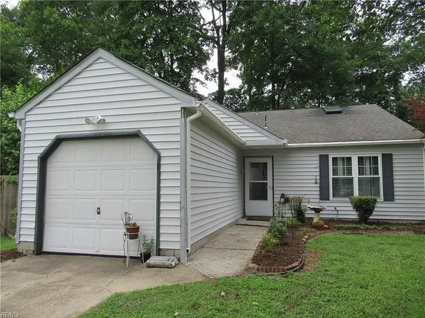 1403 Petrell Ct, Virginia Beach, VA 23454