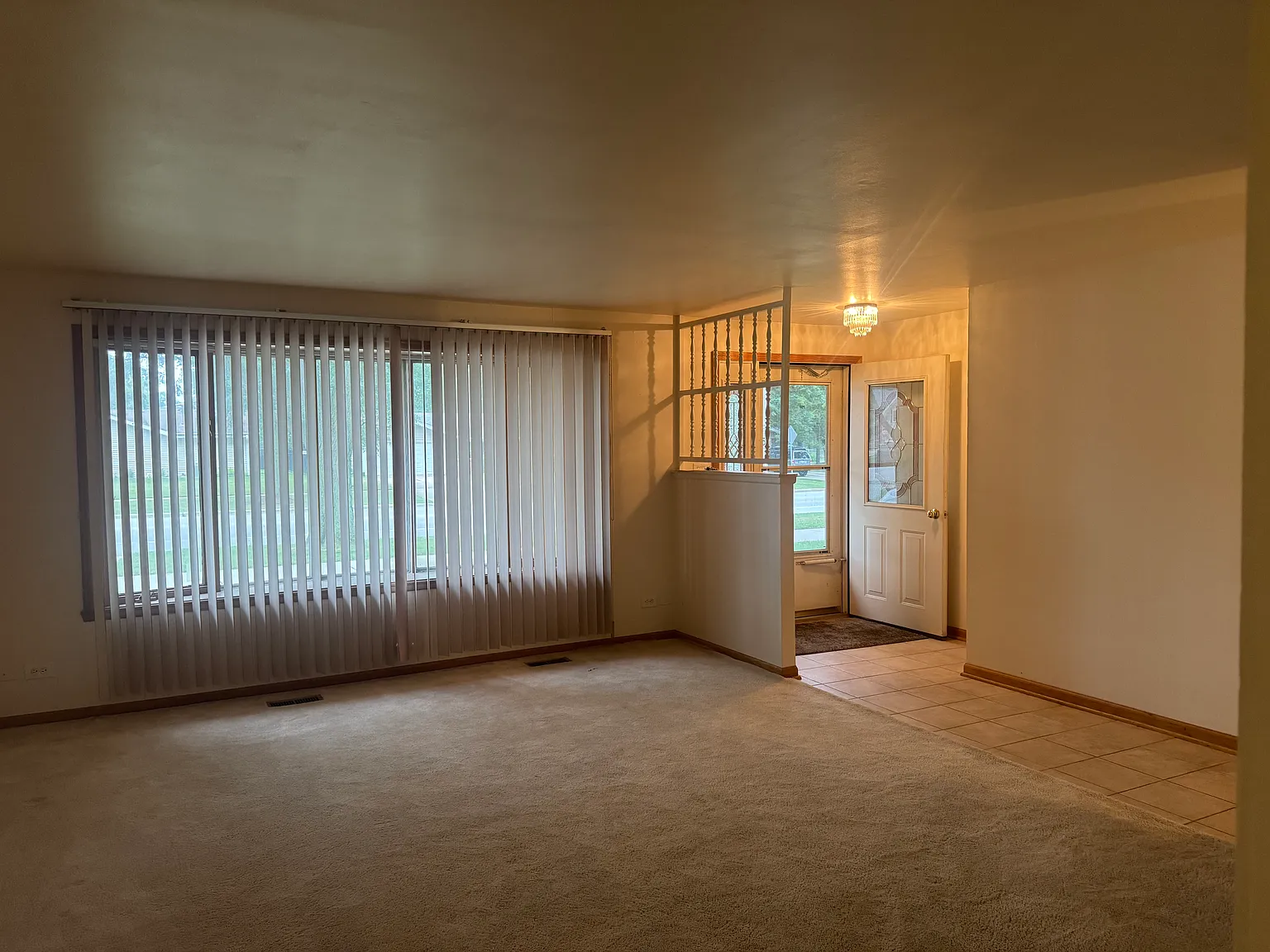 3 bed, 1.5 bath, 1140 sqft, $3,100 — Photo 3