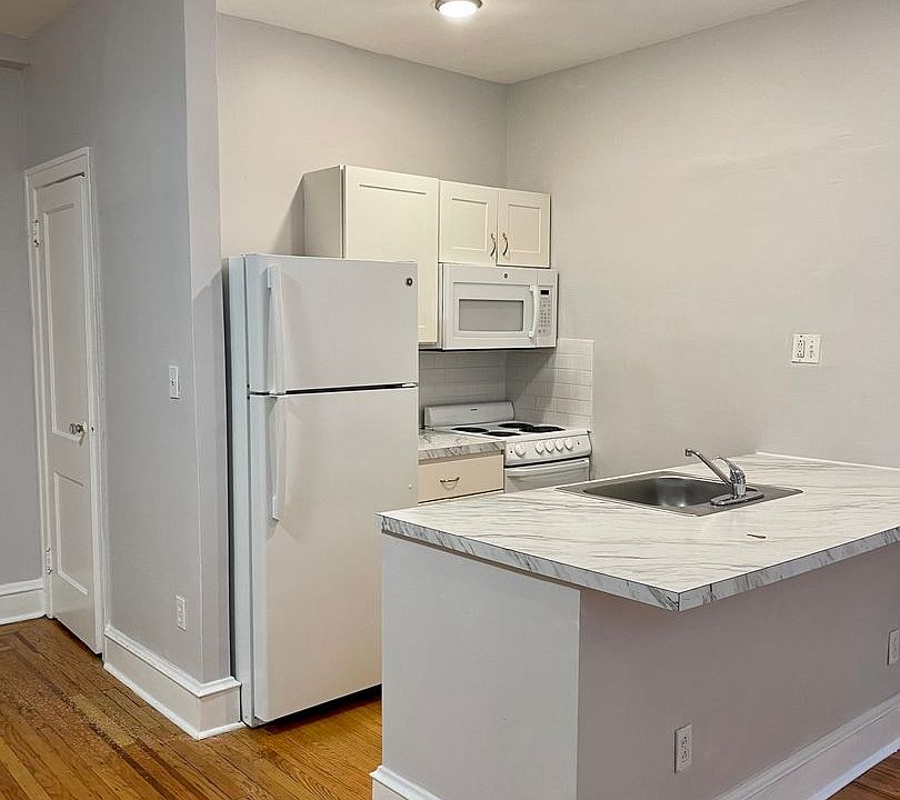 1st image of 4107 Chester Ave APT 2D