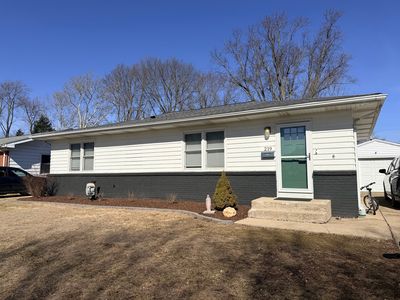 219 Magnolia Dr, Bloomington, IL, 61701