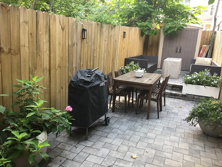 411 7th St SE — Photo 45