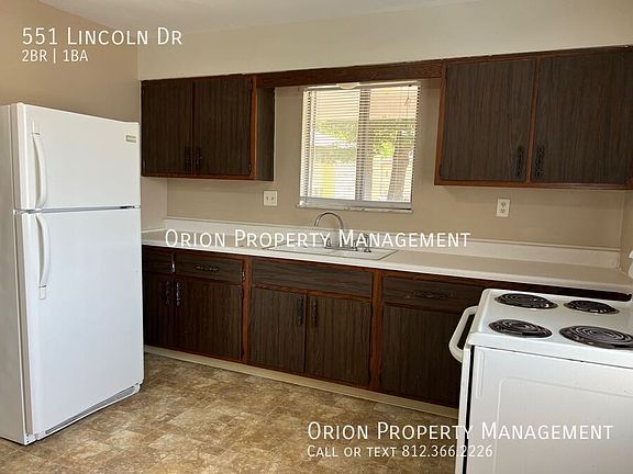 4th image of 551 Lincoln Dr