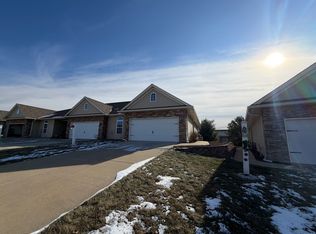 1709 E Timber Wolf Ln #C, Mahomet, IL 61853