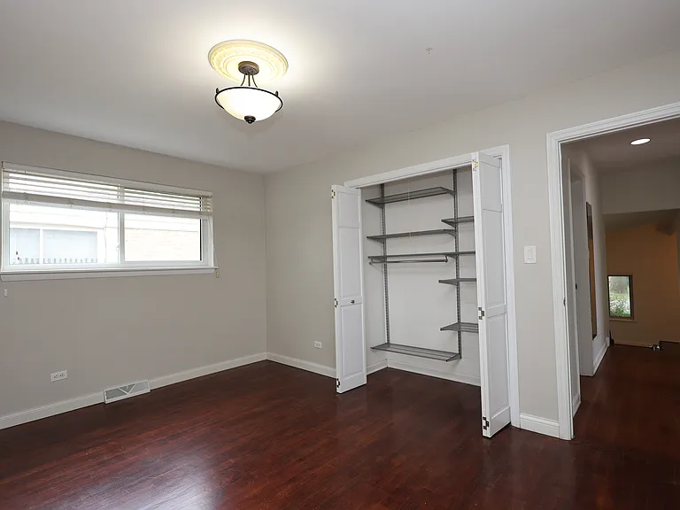 613 Leamington Ave — Photo 18