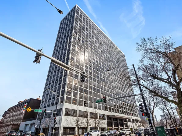 4343 N Clarendon Ave APT 2010, Chicago, IL 60613