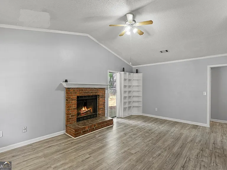 991 Brandon Hill Way — Photo 3