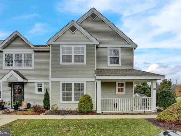 136 Laurel Ct, Wyomissing, PA 19610